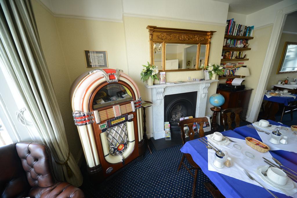Marine View Hotel Brighton Bagian luar foto